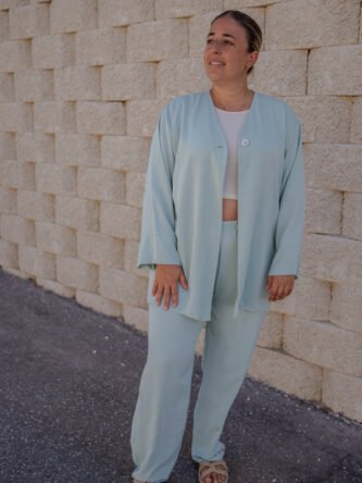 Conjunto dos piezas camisa y pantalón verde agua