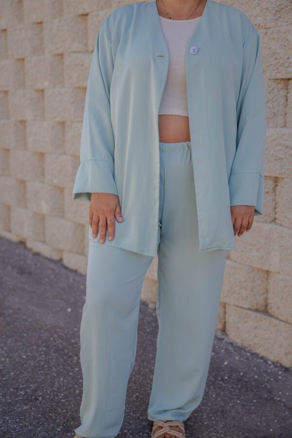 Conjunto dos piezas camisa y pantalón verde agua