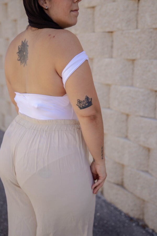 Pantalón pata ancha cintura elástica beige Kahlo Butik Moda