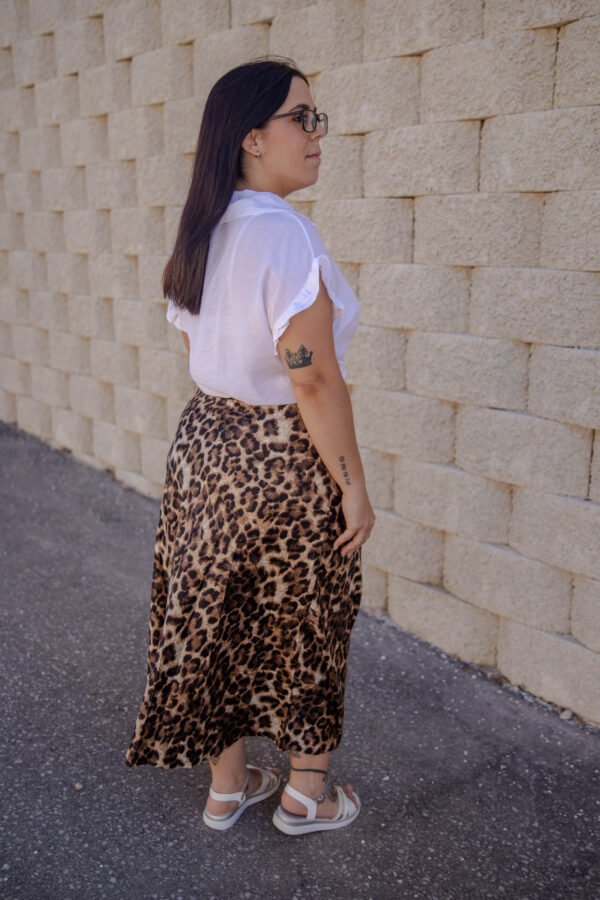 Camisa mangas de volante blanca y nudo