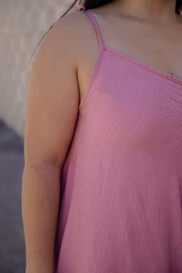 Mono ancho de tirantes rosa princesa