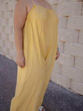 Mono ancho de tirantes amarillo mostaza