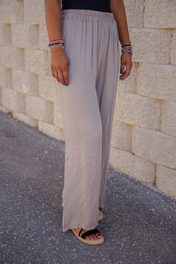 Kahlo BUtik pantalon largo pata ancha