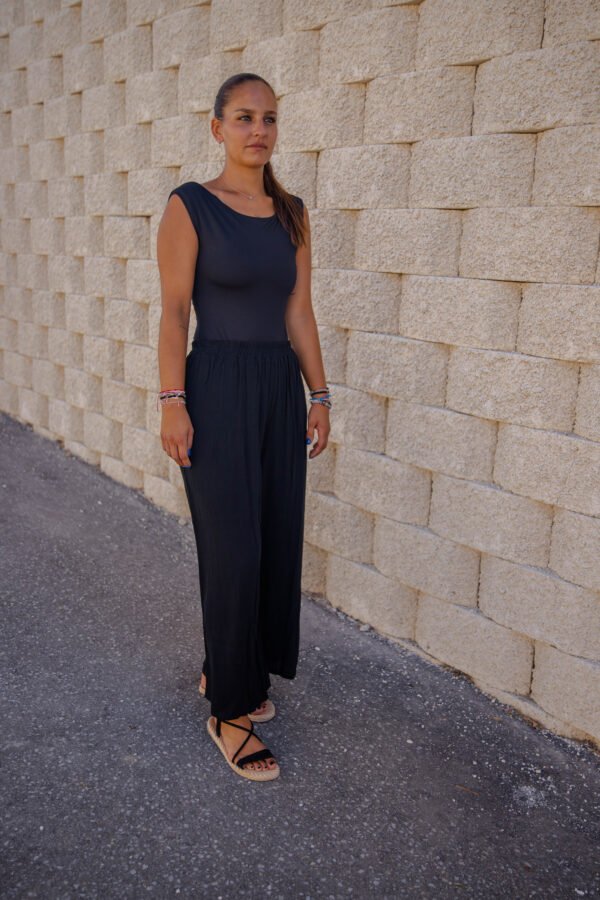 pantalón pata ancha