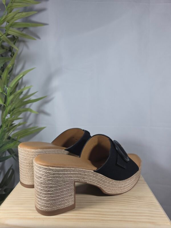 Cuñas Alejandra color negro