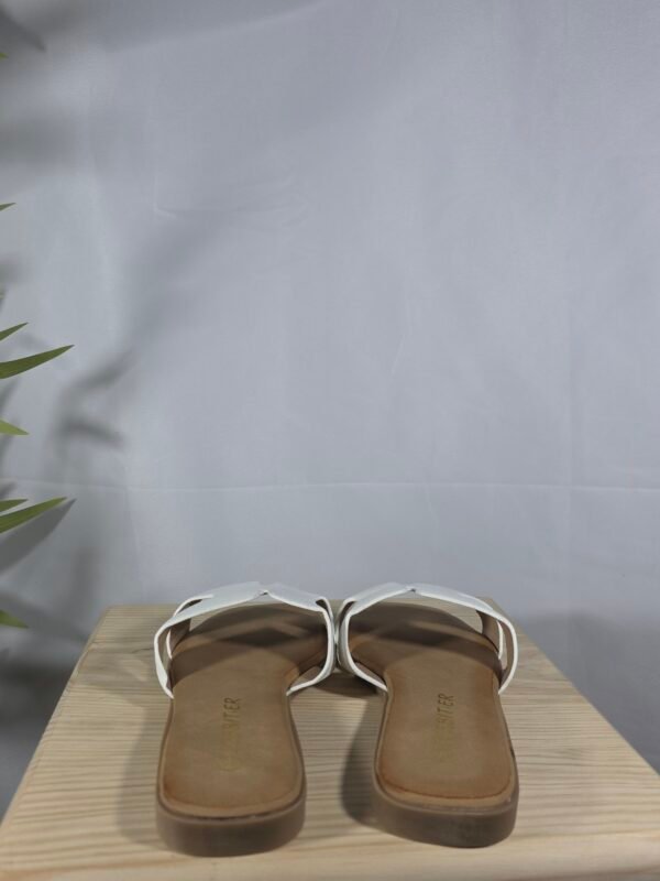Sandalias Carmela color blanco