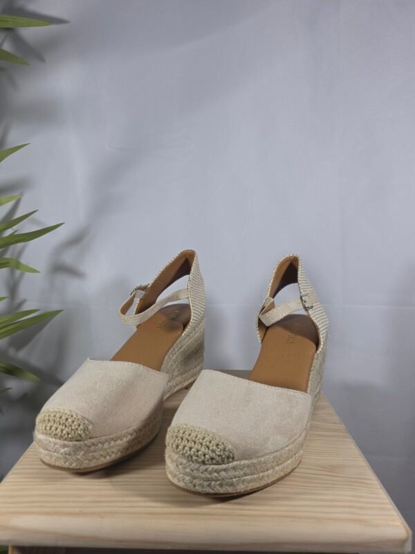 Cuñas María color beige