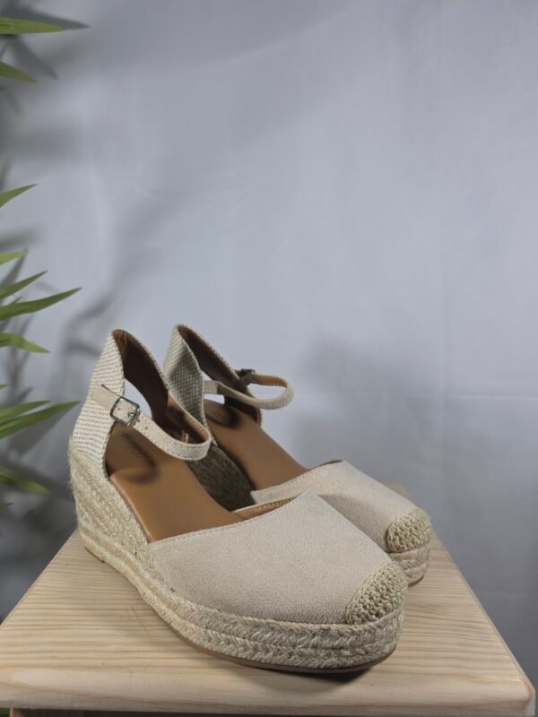 Cuñas María color beige