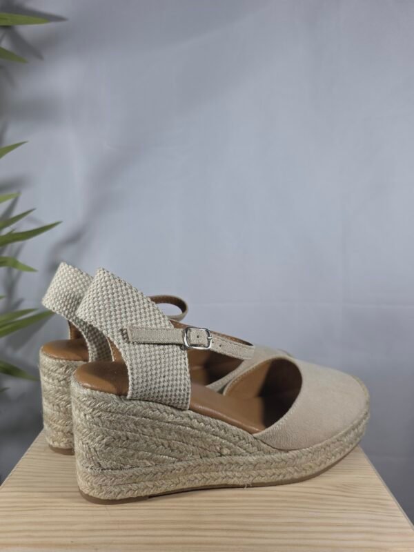 Cuñas María color beige