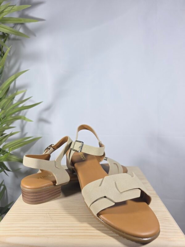 Sandalias Sara color beige