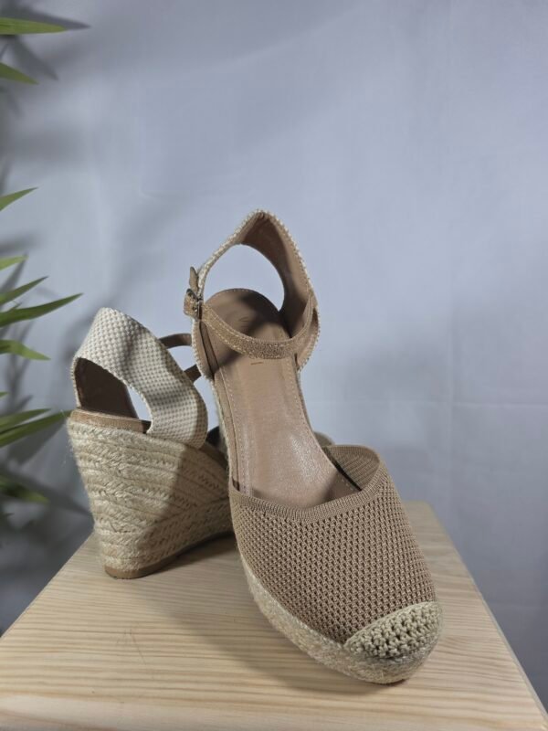 Cuñas Sofía color camel