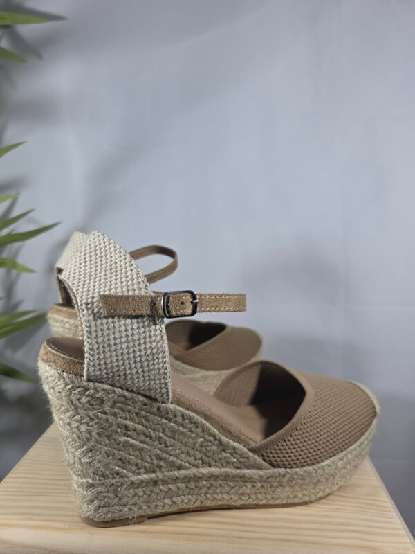 Cuñas Sofía color camel