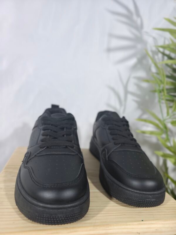 Zapatillas deportivas negras