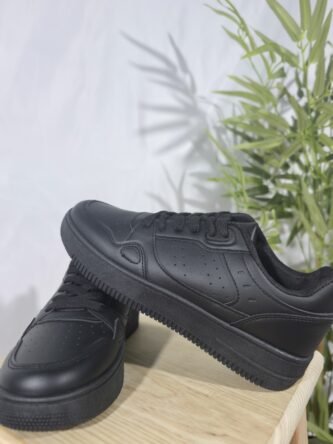 Zapatillas deportivas negras