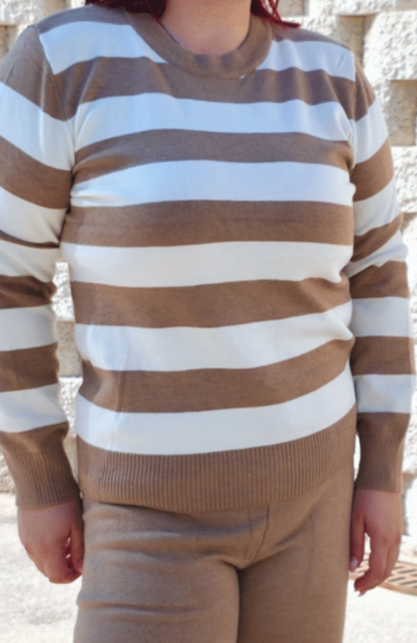 Conjunto jerséis y pantalón de punto, de rallas blanco/camel