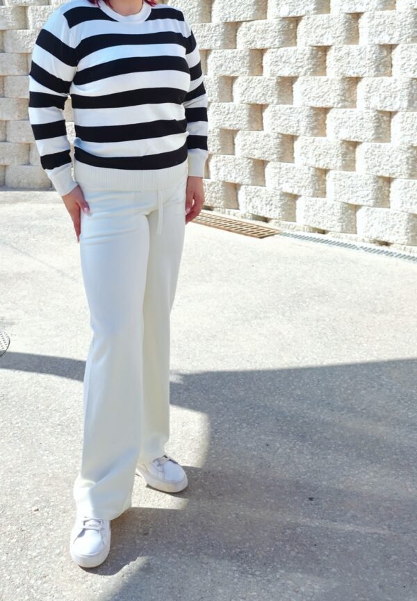 Conjunto jerséis y pantalón de punto, de rallas negro/blanco