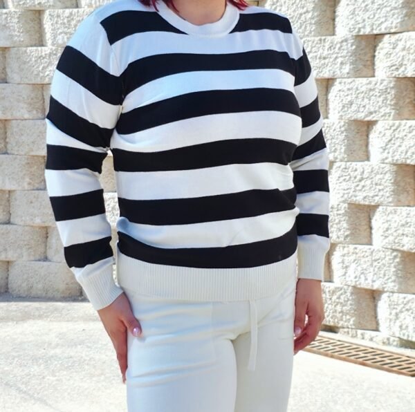 Conjunto jerséis y pantalón de punto, de rallas negro/blanco