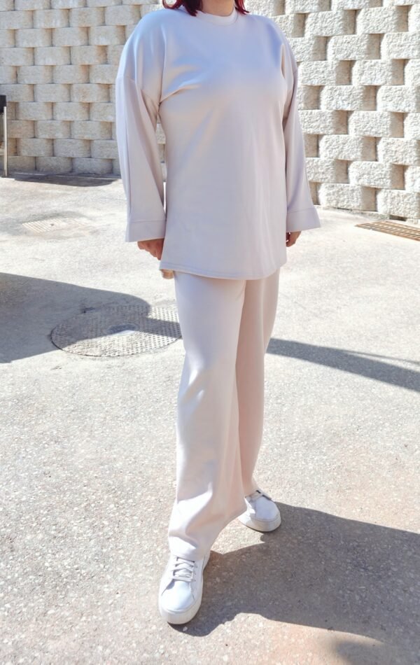 Conjunto sport mami color beige