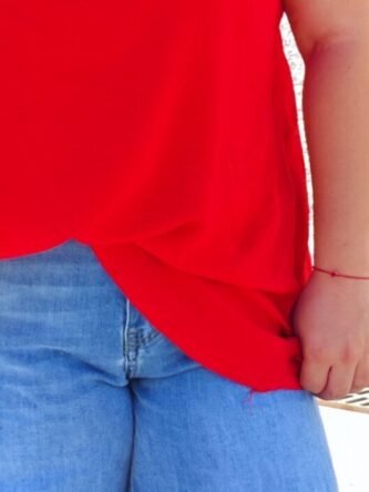 Blusa de tirantes con cuentas de piedras rojo