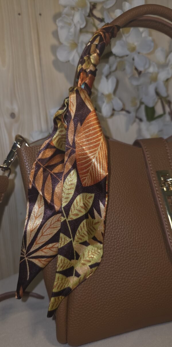 Bolso Marrón con pañuelo Atenas