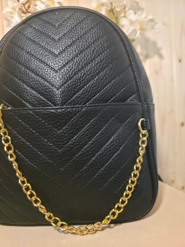 Mochila negra Olivia