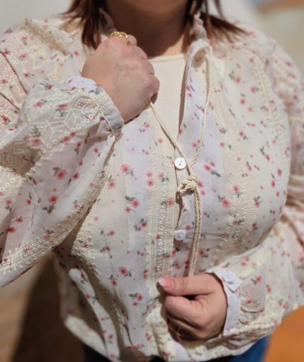Camisa bohemia estampado floral
