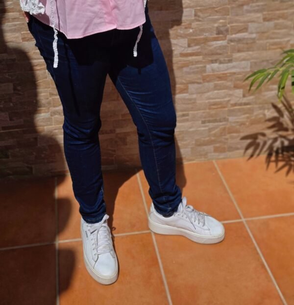 Pantalón vaquero ajustado Skinny
