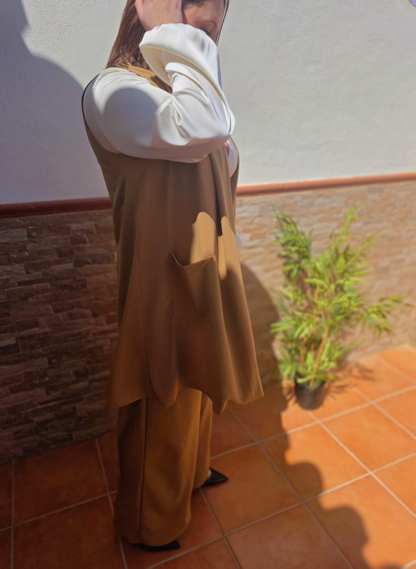 Conjunto dos piezas color Camel