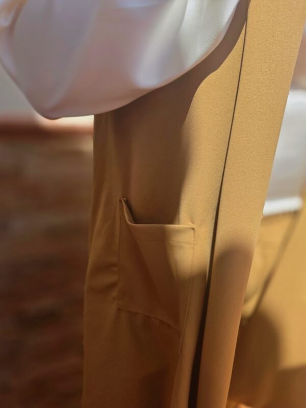 Conjunto dos piezas color Camel