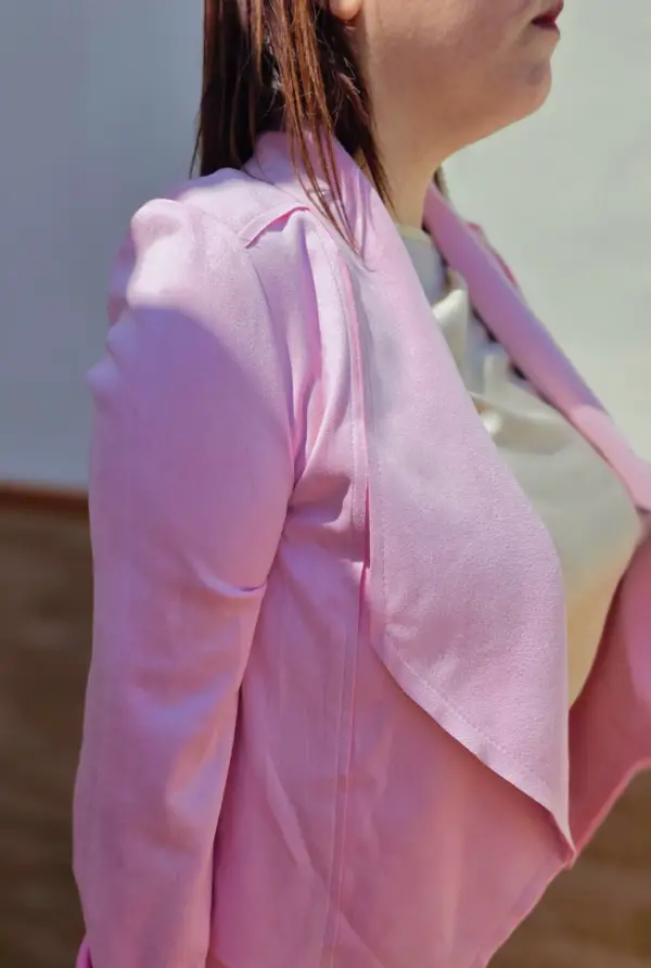 Conjunto traje chaqueta y pantalón rosa princesa