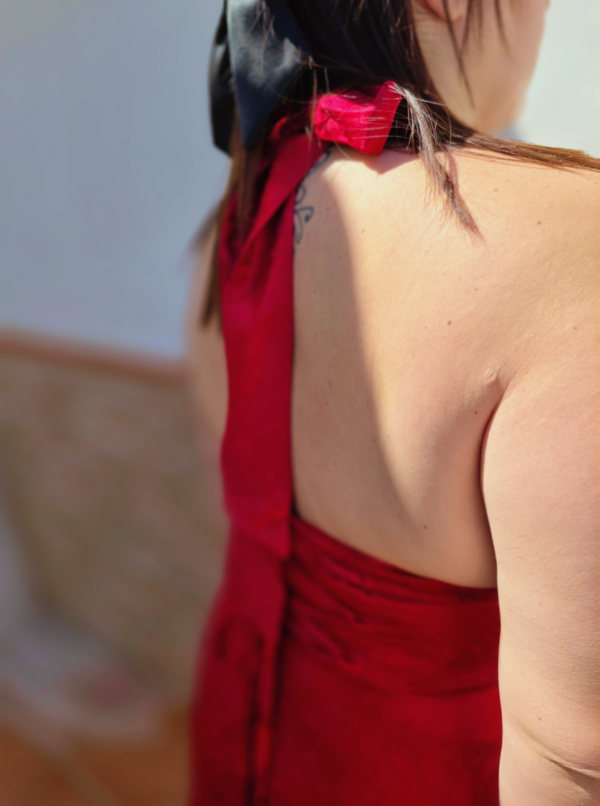 Vestido rojo estilo francés